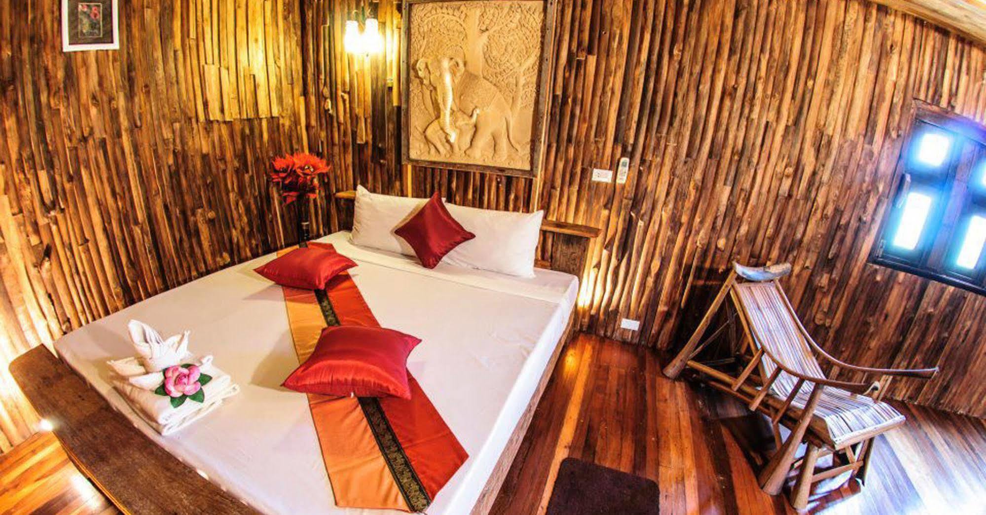Chart Trip Resort Nakhon Ratchasima Exterior photo