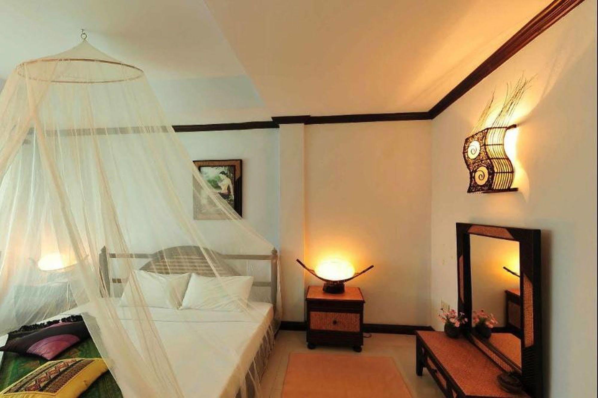 Chart Trip Resort Nakhon Ratchasima Exterior photo