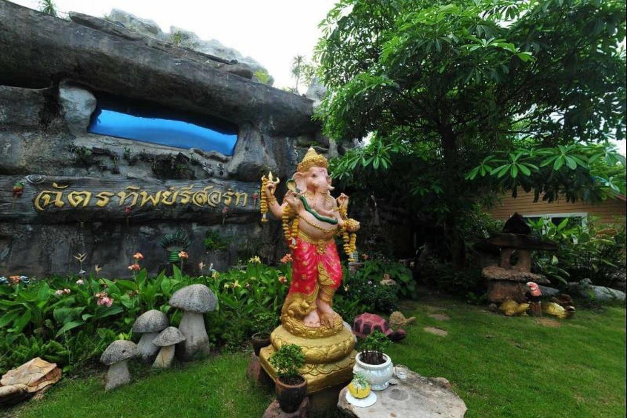 Chart Trip Resort Nakhon Ratchasima Exterior photo